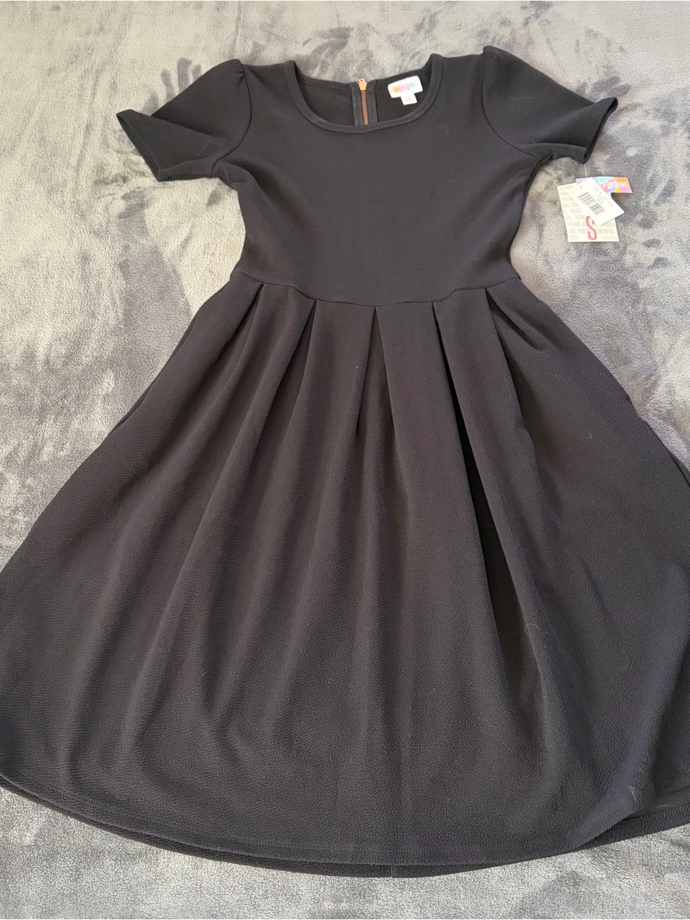LuLaRoe Amelia Black Short-Sleeve Pleated Skater Dress for Women